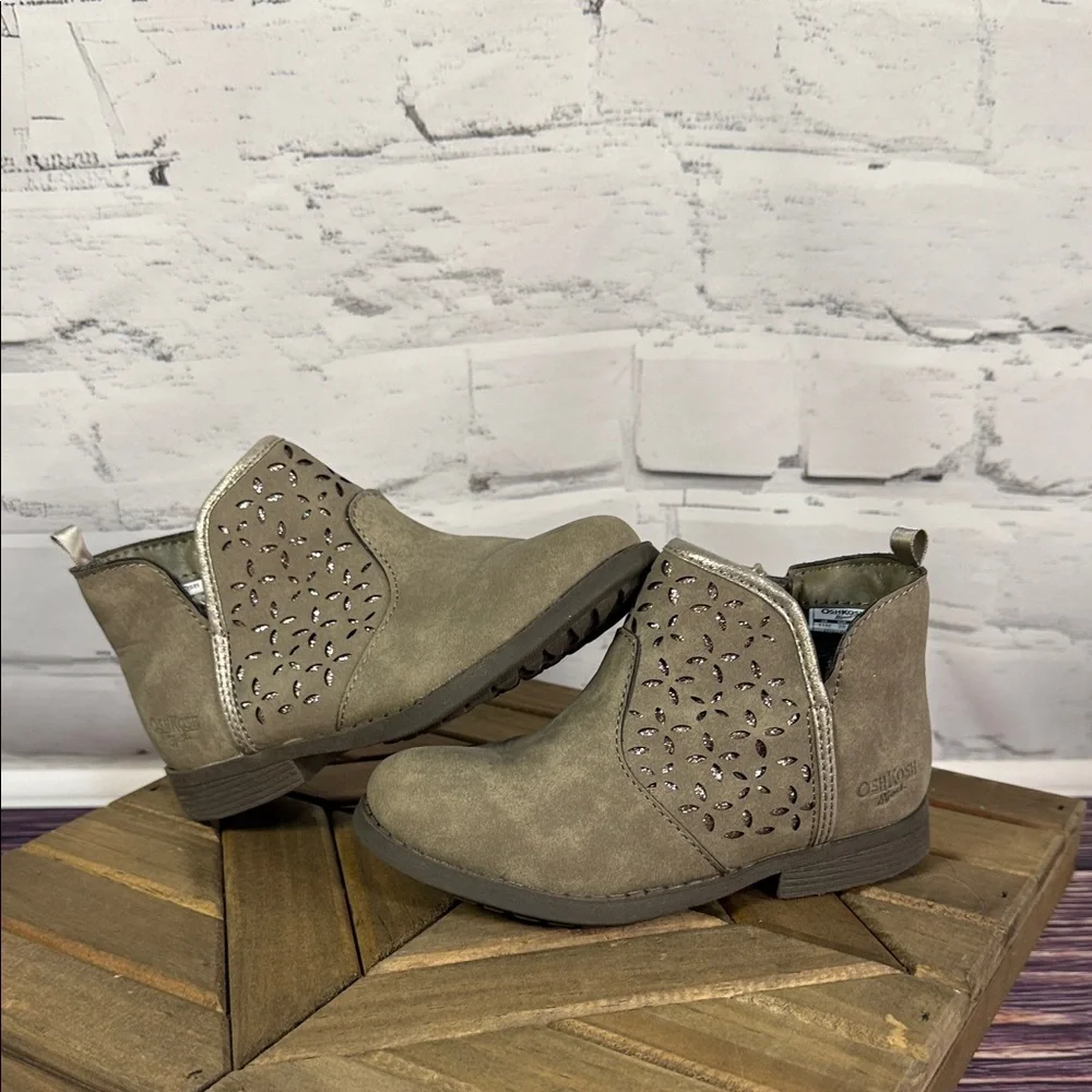 OshKosh B'gosh Estelle Taupe Gray and Pink Glitter‎ Ankle Booties Cutout Design